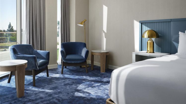 Hilton Arcadia Los Angeles Room