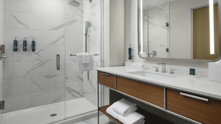 Hilton Arcadia Los Angeles Room