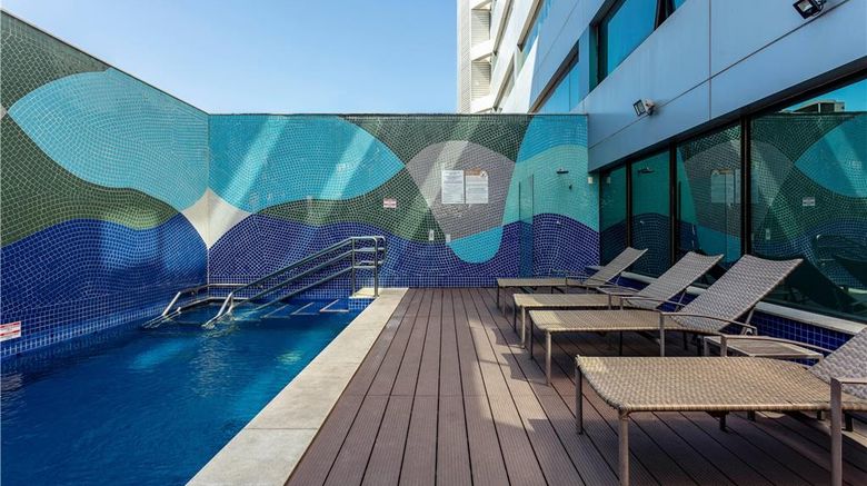 <b>Wyndham Salvador Hangar Aeroporto Pool</b>. Images powered by <a href="https://iceportal.shijigroup.com/" title="IcePortal" target="_blank">IcePortal</a>.
