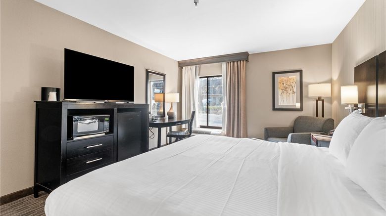 <b>Courtview Hotel Room</b>. Images powered by <a href="https://iceportal.shijigroup.com/" title="IcePortal" target="_blank">IcePortal</a>.