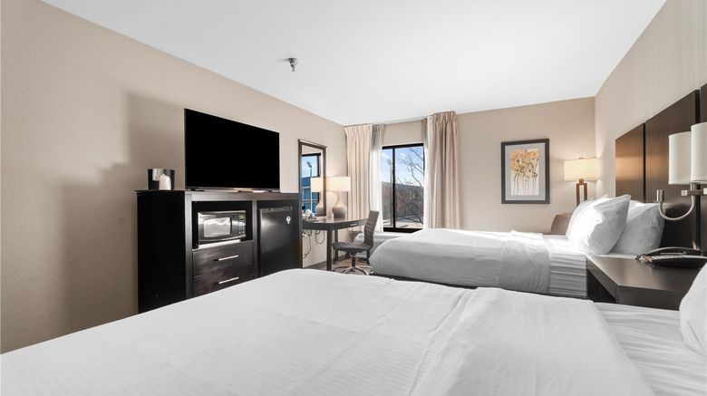 <b>Courtview Hotel Room</b>. Images powered by <a href="https://iceportal.shijigroup.com/" title="IcePortal" target="_blank">IcePortal</a>.