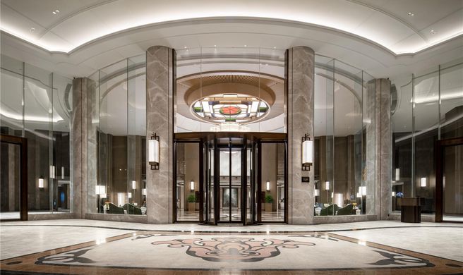 Yuexiu Hotel Guangzhou-Curio Collection Lobby