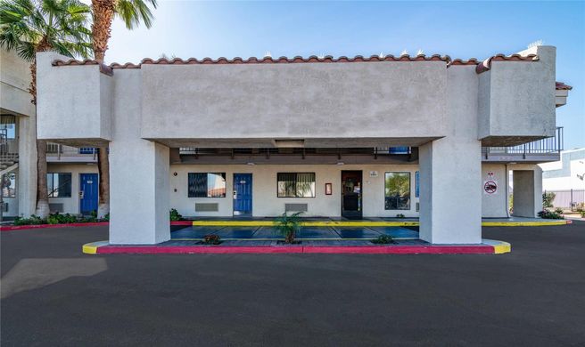 Rodeway Inn & Suites Rancho Mirage Exterior