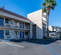 Rodeway Inn & Suites Rancho Mirage Exterior