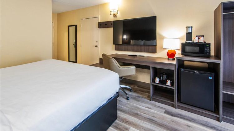 Quality Inn Chatham Room