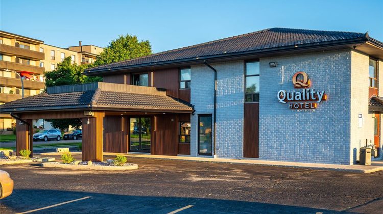 Quality Inn Chatham Exterior
