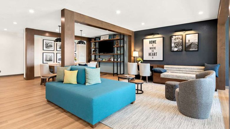 <b>Everhome Suites Nampa Boise Lobby</b>. Images powered by <a href="https://iceportal.shijigroup.com/" title="IcePortal" target="_blank">IcePortal</a>.