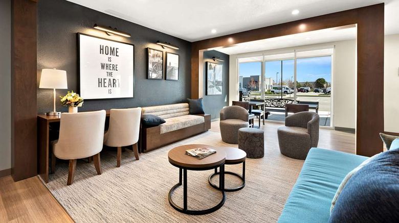 <b>Everhome Suites Nampa Boise Lobby</b>. Images powered by <a href="https://iceportal.shijigroup.com/" title="IcePortal" target="_blank">IcePortal</a>.