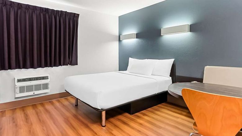 <b>Econo Lodge Idaho Falls Room</b>. Images powered by <a href="https://iceportal.shijigroup.com/" title="IcePortal" target="_blank">IcePortal</a>.