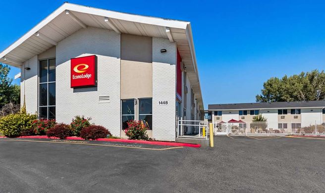 Econo Lodge Idaho Falls Exterior