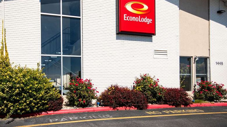 <b>Econo Lodge Idaho Falls Exterior</b>. Images powered by <a href="https://iceportal.shijigroup.com/" title="IcePortal" target="_blank">IcePortal</a>.