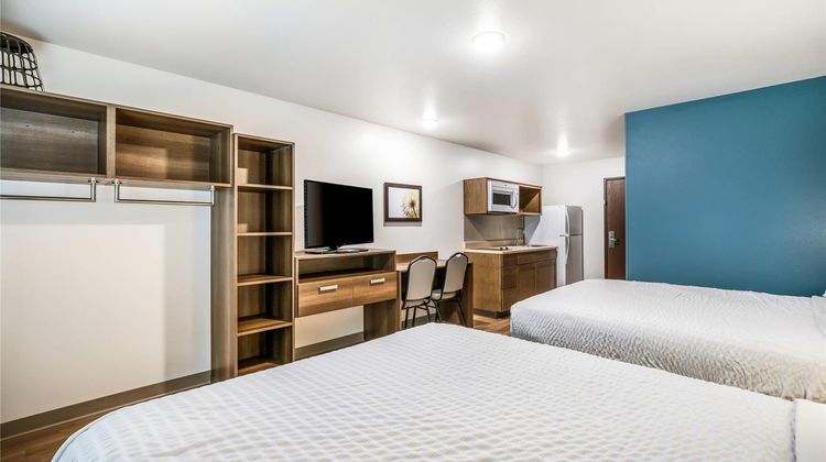 WoodSpring Suites Downers Grove-Chicago Suite