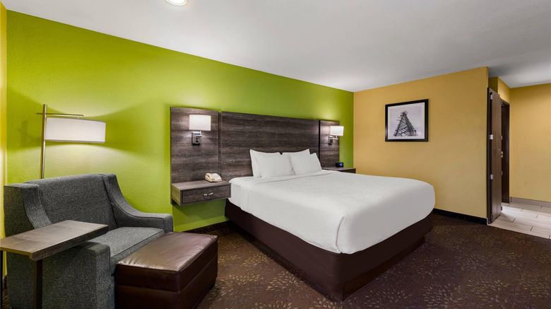 <b>Quality Inn Warrensburg Room</b>. Images powered by <a href="https://iceportal.shijigroup.com/" title="IcePortal" target="_blank">IcePortal</a>.