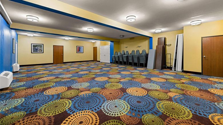 <b>Quality Inn Warrensburg Meeting</b>. Images powered by <a href="https://iceportal.shijigroup.com/" title="IcePortal" target="_blank">IcePortal</a>.