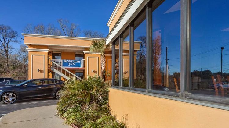 Rodeway Inn Lumberton Exterior
