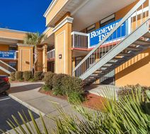 Rodeway Inn Lumberton Exterior