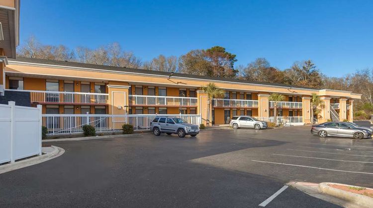 Rodeway Inn Lumberton Exterior