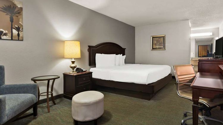 Rodeway Inn Lumberton Room