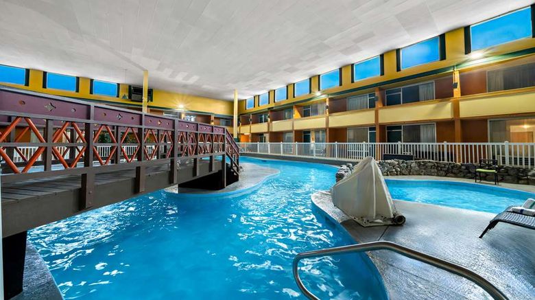 <b>Clarion Inn & Suites and Convention Ctr Pool</b>. Images powered by <a href="https://iceportal.shijigroup.com/" title="IcePortal" target="_blank">IcePortal</a>.