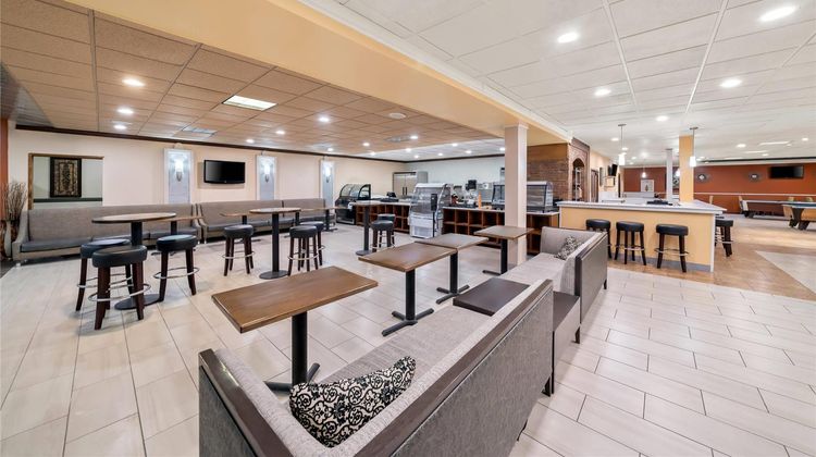 Clarion Inn & Suites and Convention Ctr Restaurant