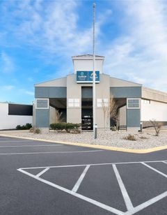 Clarion Inn & Suites and Convention Ctr