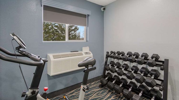 Quality Inn Oneida Health