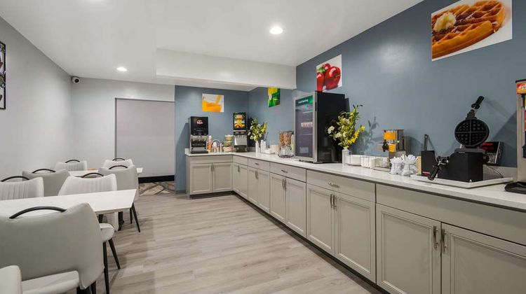Quality Inn Oneida Restaurant