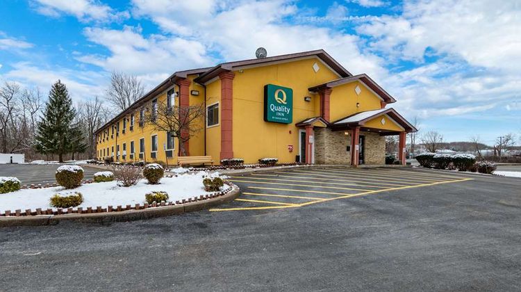 Quality Inn Oneida Exterior