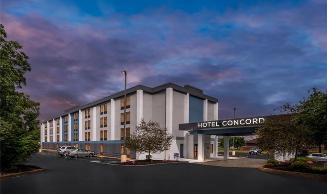 Hotel Concord Syracuse Exterior