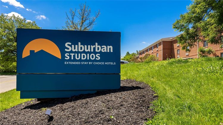 Suburban Studios Copley Akron West Exterior
