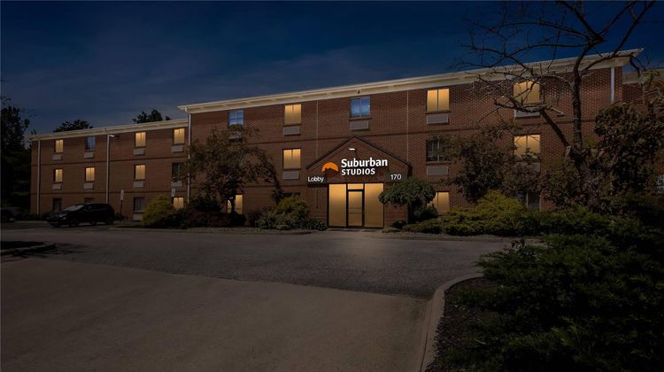 Suburban Studios Copley Akron West Exterior
