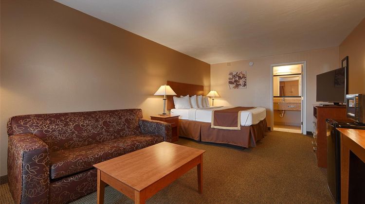 Quality Inn and Suites Williamsport Suite