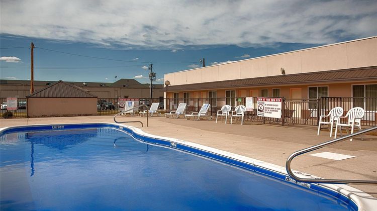 Quality Inn and Suites Williamsport Pool