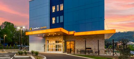 Comfort Suites Downtown-Convention Ctr Exterior