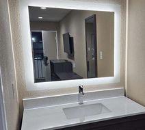 Super 8 by Wyndham Big Spring Room