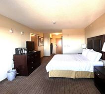 Ramada by Wyndham Prince Albert Room
