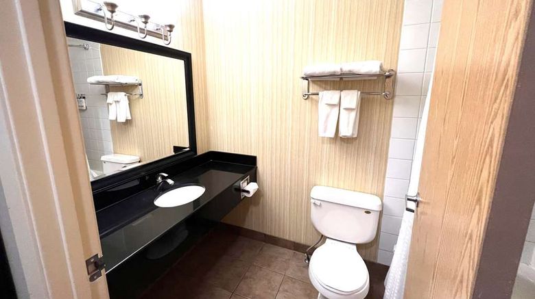 <b>Ramada by Wyndham Prince Albert Room</b>. Images powered by <a href="https://iceportal.shijigroup.com/" title="IcePortal" target="_blank">IcePortal</a>.