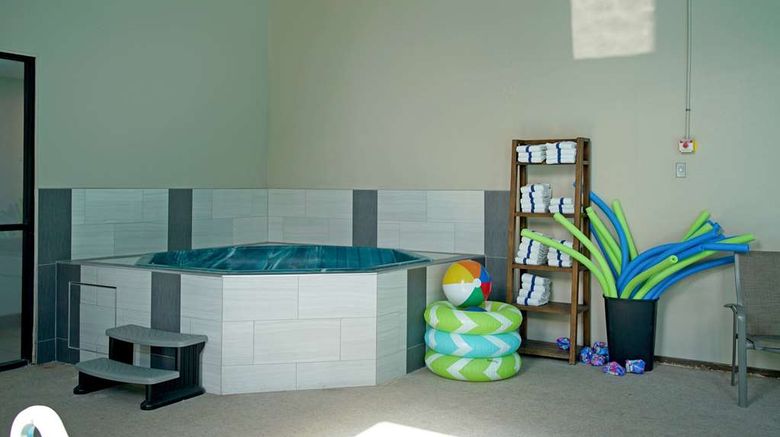 <b>Baymont by Wyndham Monte Vista Pool</b>. Images powered by <a href="https://iceportal.shijigroup.com/" title="IcePortal" target="_blank">IcePortal</a>.