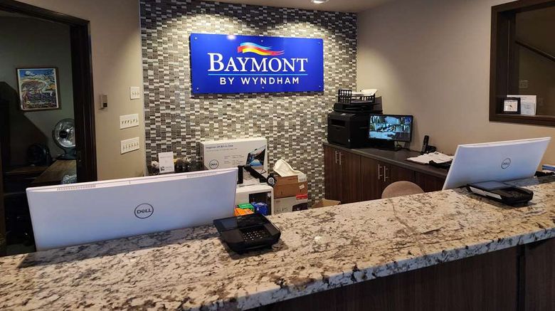 <b>Baymont by Wyndham Monte Vista Lobby</b>. Images powered by <a href="https://iceportal.shijigroup.com/" title="IcePortal" target="_blank">IcePortal</a>.