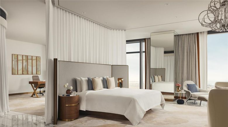 <b>One&Only One Za'abeel Room</b>. Images powered by <a href="https://iceportal.shijigroup.com/" title="IcePortal" target="_blank">IcePortal</a>.
