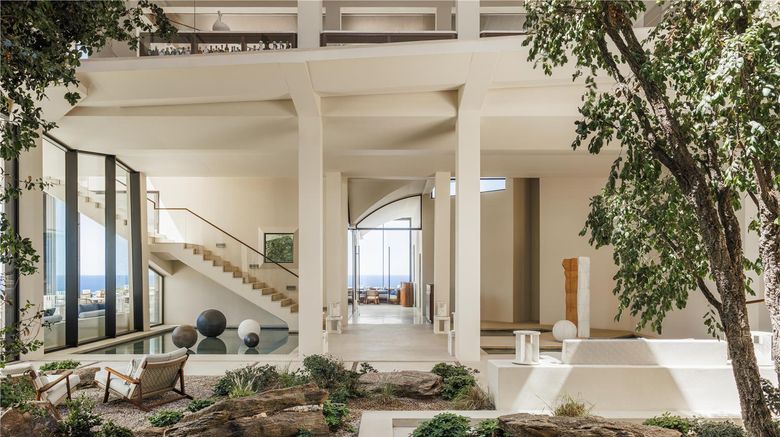 <b>One&Only Kea Island Lobby</b>. Images powered by <a href="https://iceportal.shijigroup.com/" title="IcePortal" target="_blank">IcePortal</a>.