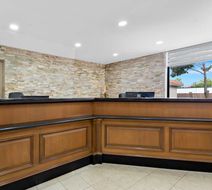 SureStay Plus by Best Western Windsor Lobby