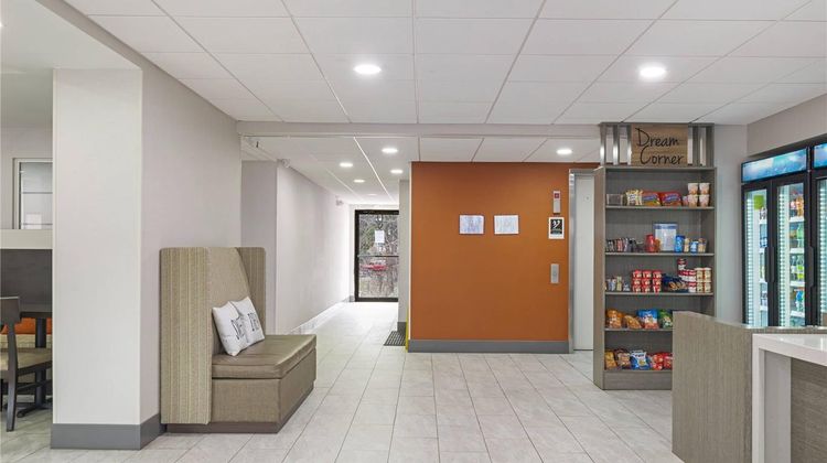 Sleep Inn Chambersburg East Lobby