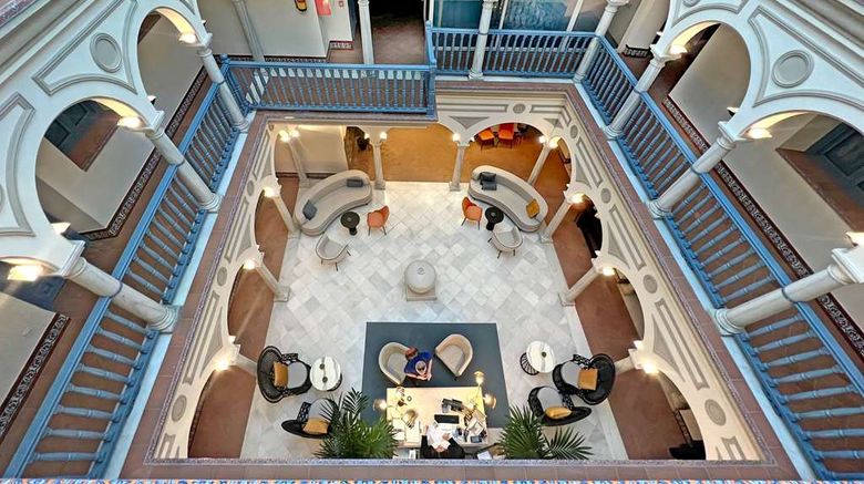 <b>Hotel Itaca Sevilla Lobby</b>. Images powered by <a href="https://iceportal.shijigroup.com/" title="IcePortal" target="_blank">IcePortal</a>.