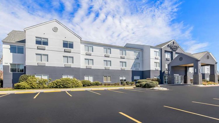 Country Inn & Suite LSU Med Corridor Exterior
