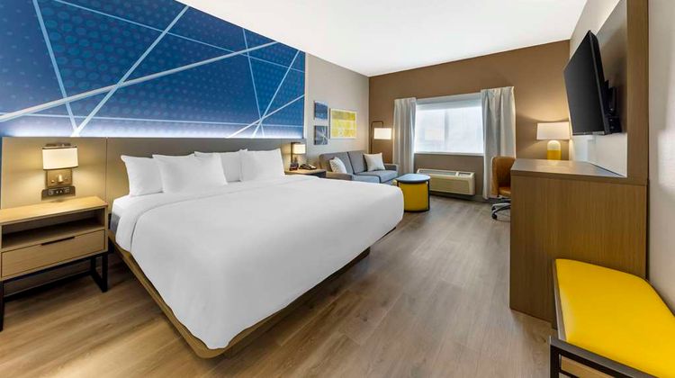 Comfort Inn & Suites Oklahoma City North Room