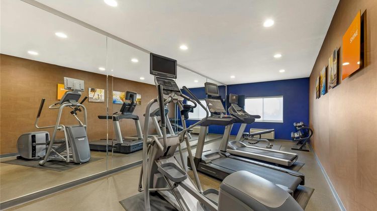 Comfort Inn & Suites Oklahoma City North Health