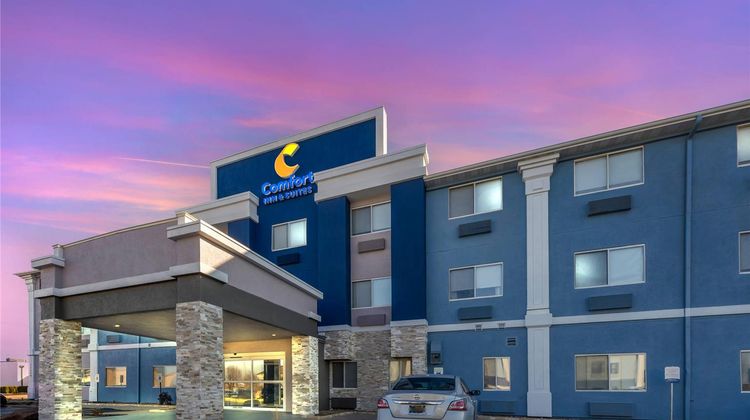 Comfort Inn & Suites Oklahoma City North Exterior