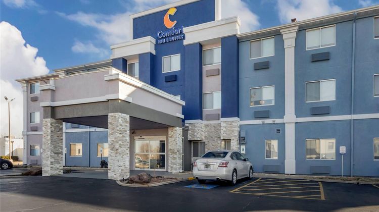 Comfort Inn & Suites Oklahoma City North Exterior