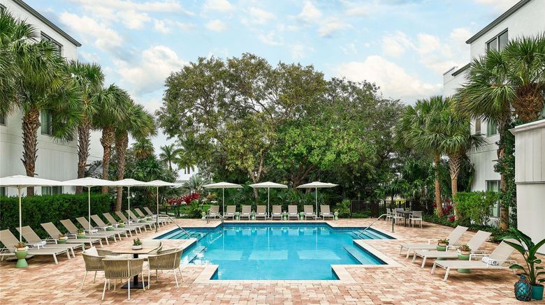 <b>Faro Blanco Resort, Curio Collection Pool</b>. Images powered by <a href="https://iceportal.shijigroup.com/" title="IcePortal" target="_blank">IcePortal</a>.